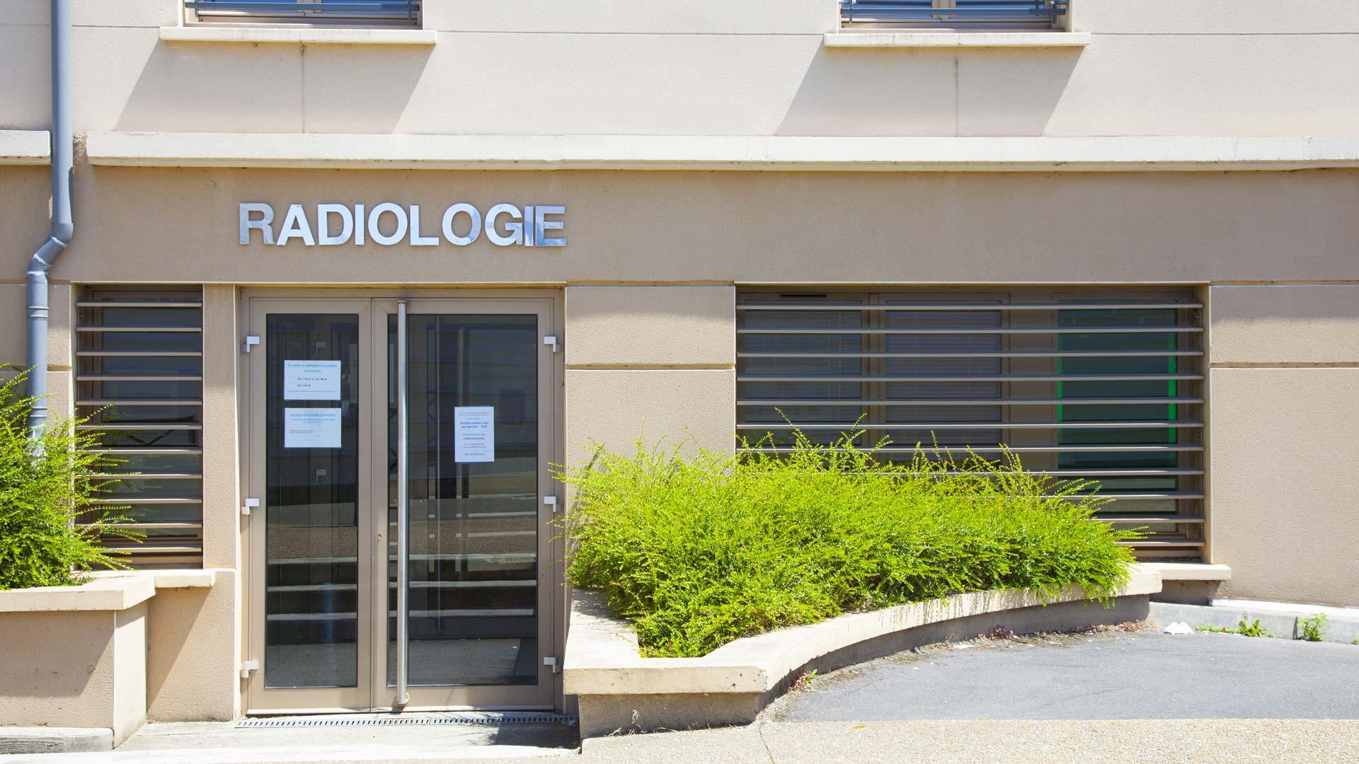 Radiologie Poissy Scanner clinique Saint Louis